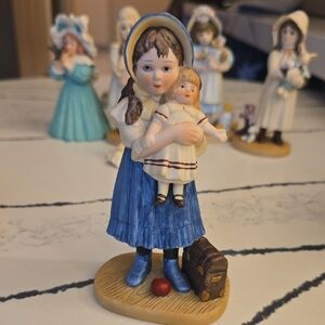 Vintage Jan Hagara Lisa And The Jumeau Doll Ceramic Girl Figurine #3426